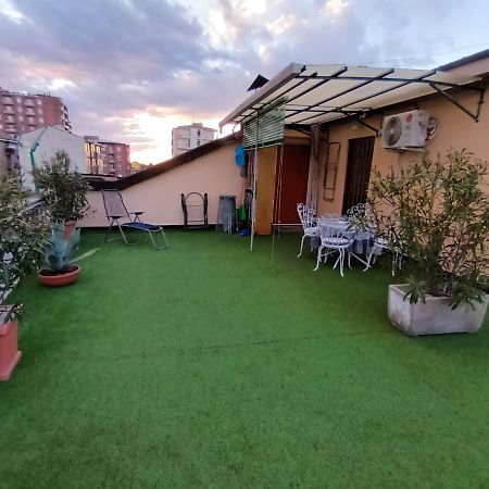 Terrazzo In Centro Appartement Seregno Buitenkant foto